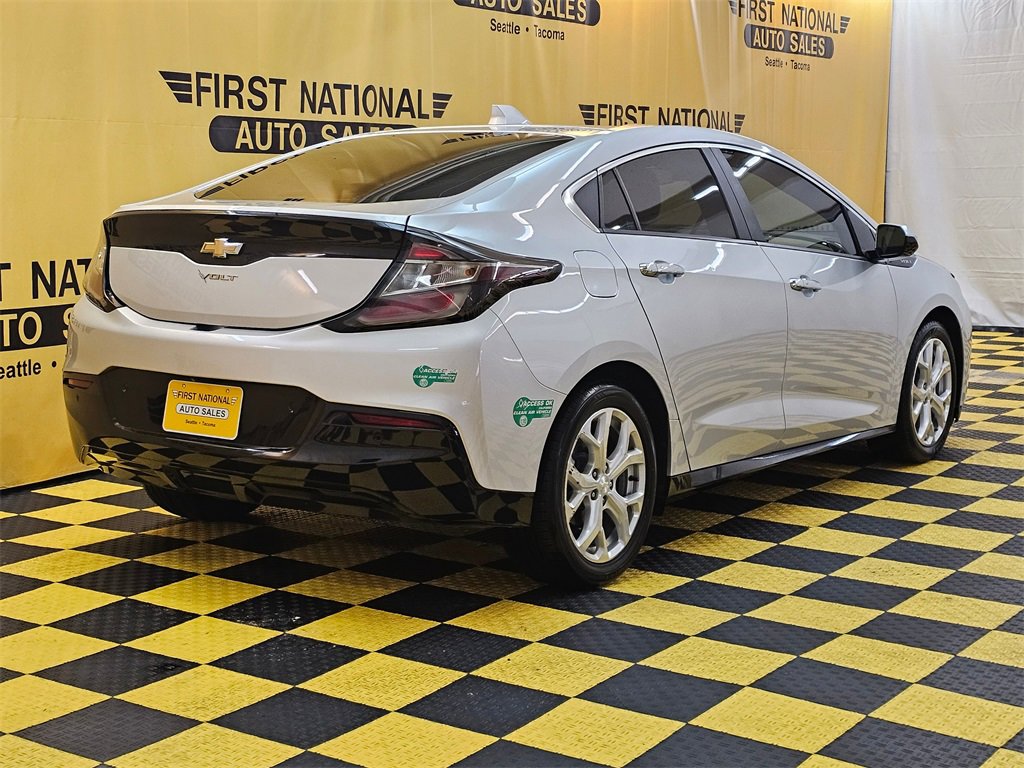 Used 2017 Chevrolet Volt Premier w/ Driver Confidence II Package image 3
