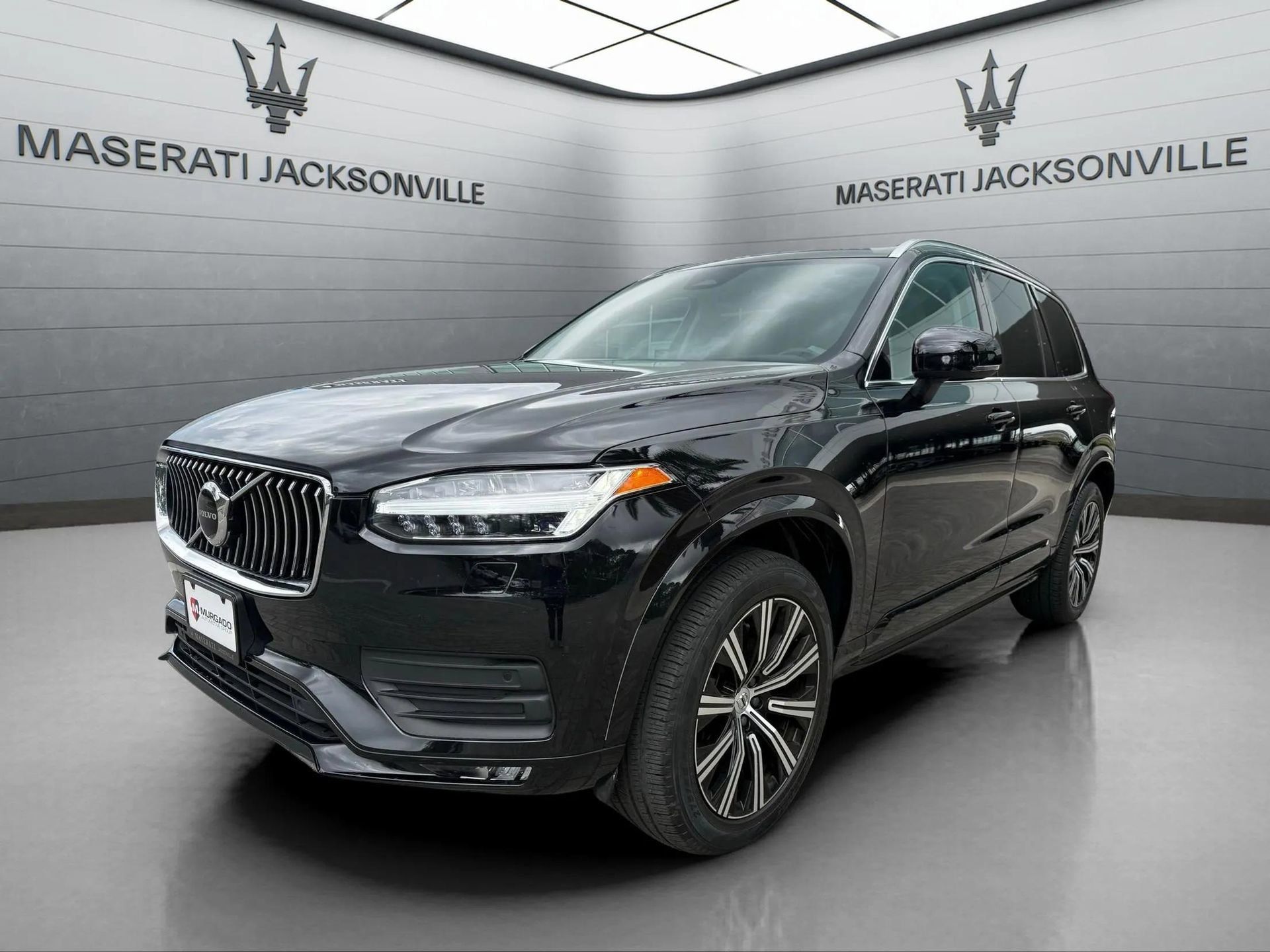 Used 2023 Volvo XC90 B5 Core w/ Protection Package Premier image 9
