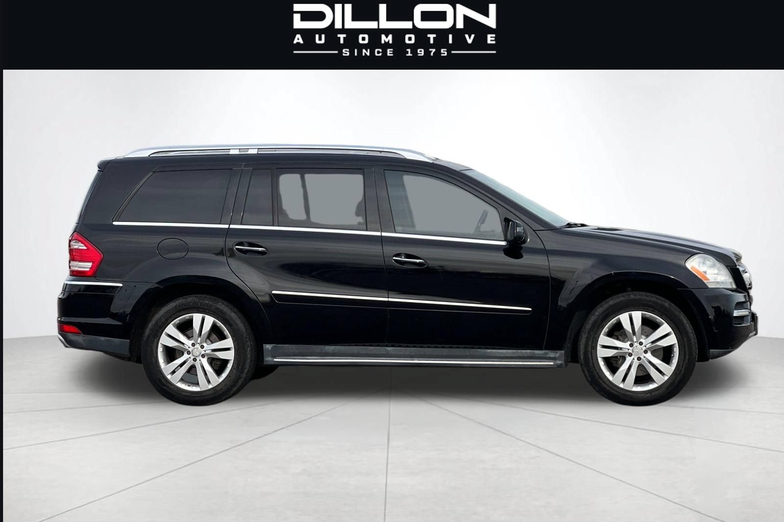 Used 2012 Mercedes-Benz GL 450 4MATIC image 3