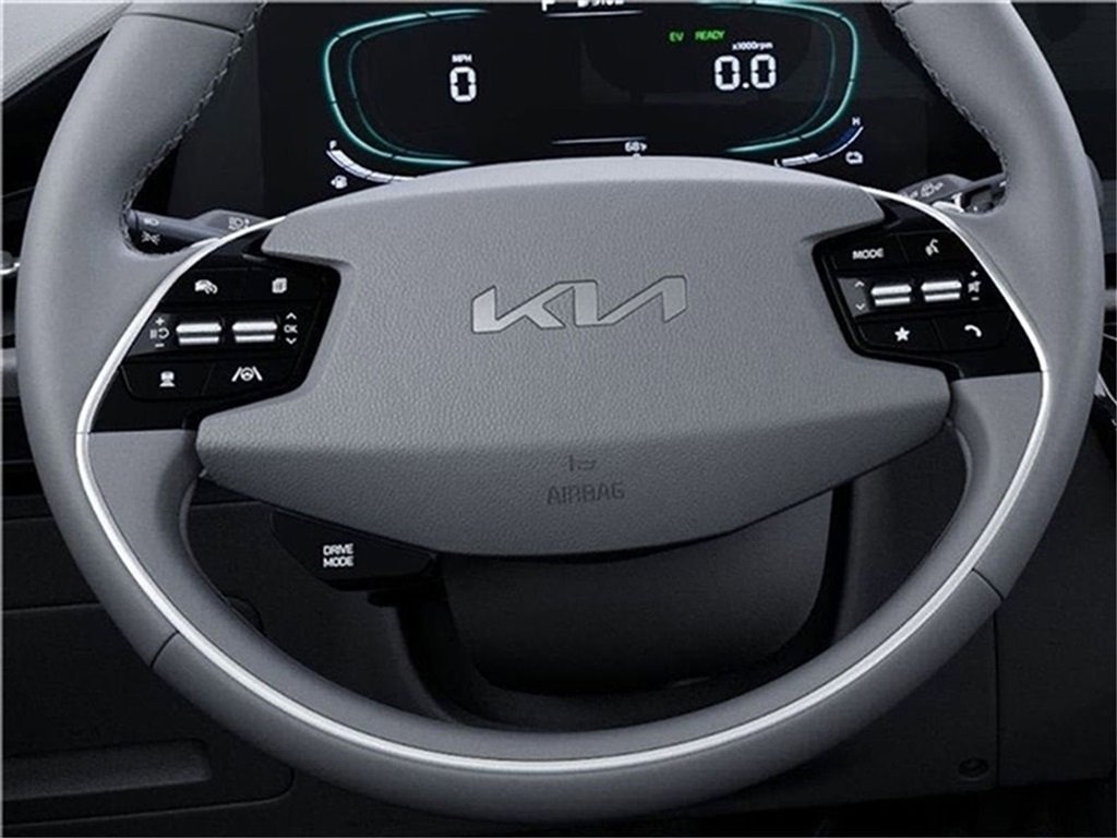 New 2025 Kia Niro EX image 22