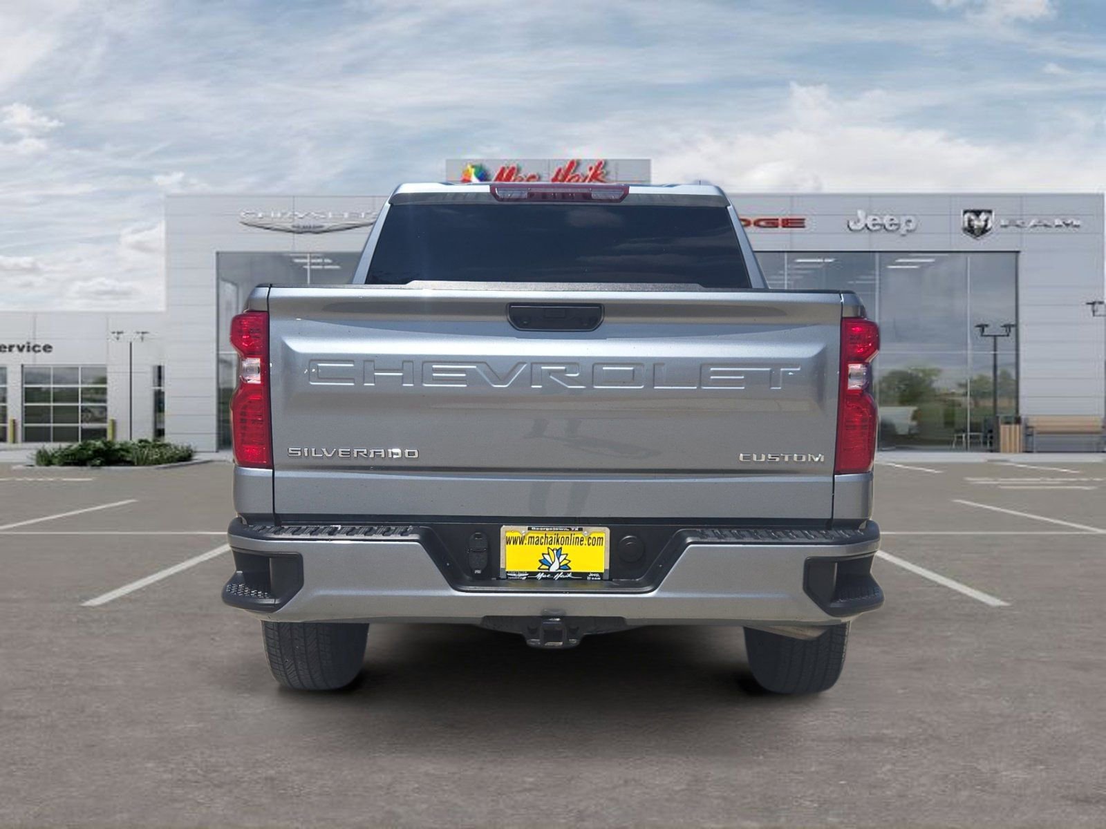 Used 2024 Chevrolet Silverado 1500 Custom AWD/4WD image 4