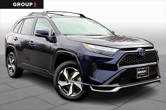 Certified 2024 Toyota RAV4 SE w/ Weather & Moonroof Package AWD/4WD image 3