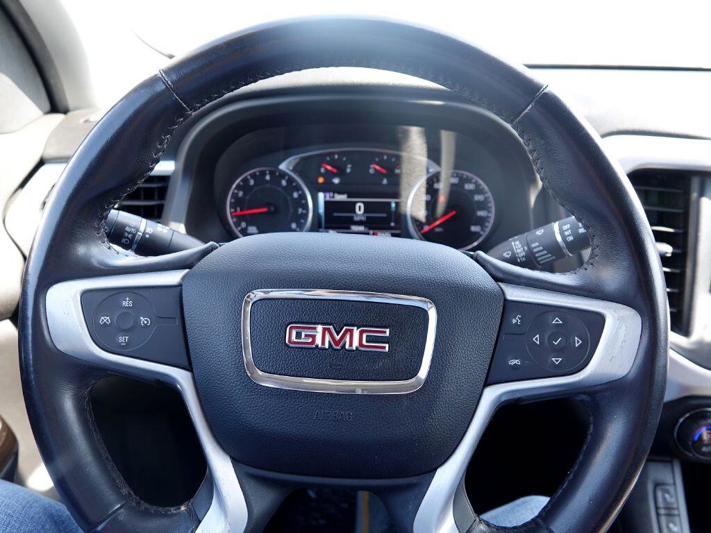 Used 2019 GMC Acadia SLE image 25