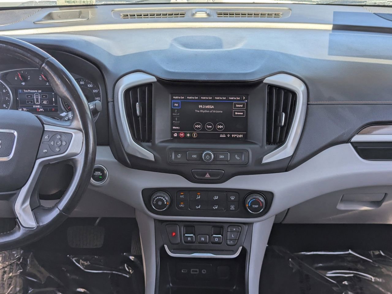 Used 2020 GMC Terrain SLE image 13