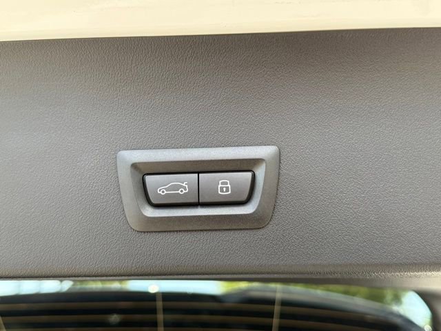 Used 2025 BMW X3 xDrive30i w/ M Sport Package AWD/4WD image 17