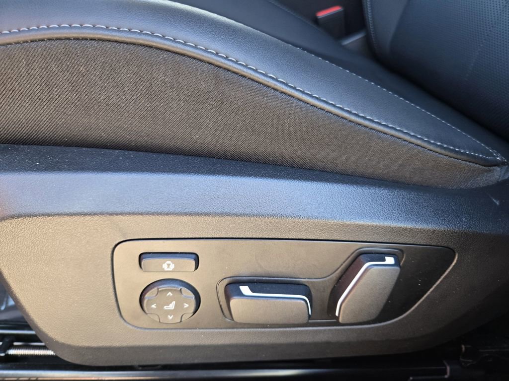 Certified 2025 BMW X3 xDrive30i w/ Premium Package image 26