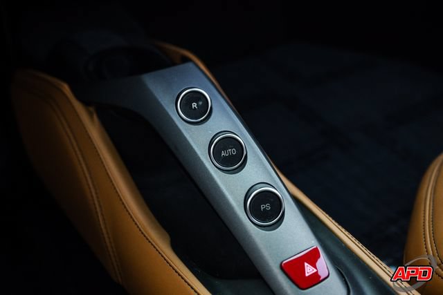 Used 2018 Ferrari 488 GTB RWD image 12