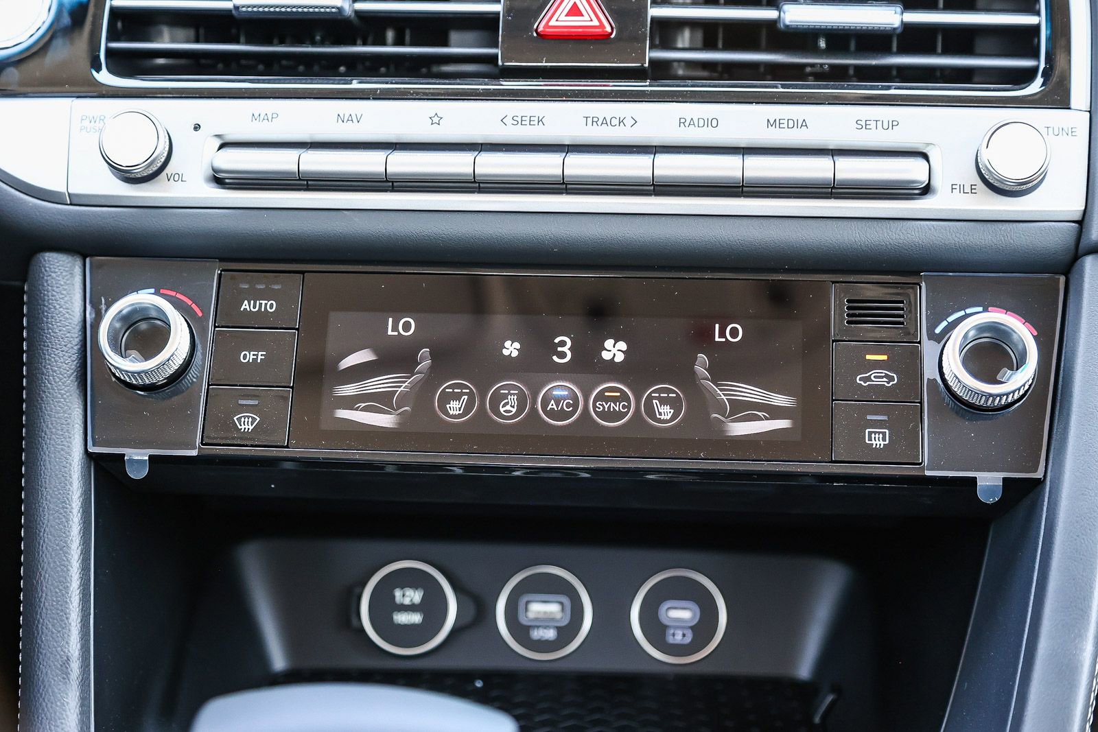 New 2026 Genesis G70 2.5T image 13