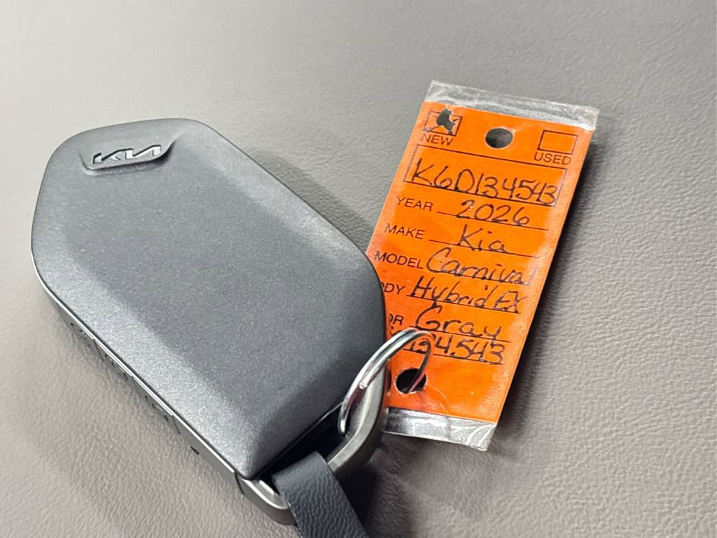 New 2026 Kia Carnival EX image 31