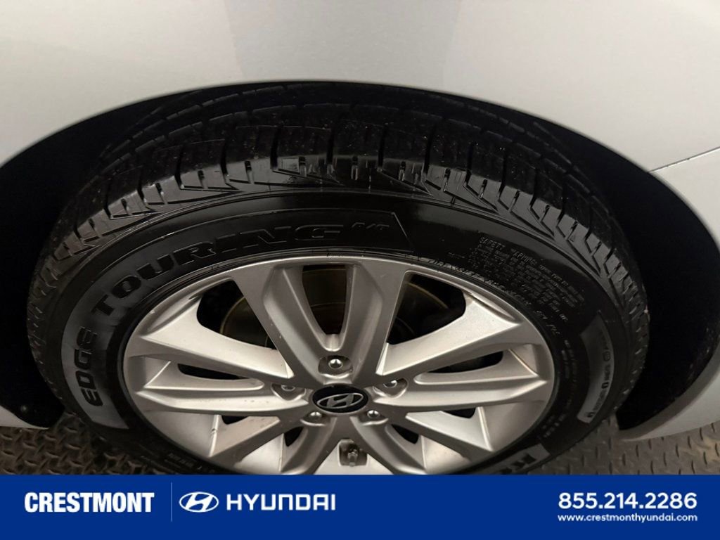 Used 2015 Hyundai Elantra SE w/ Option Group 02 image 17