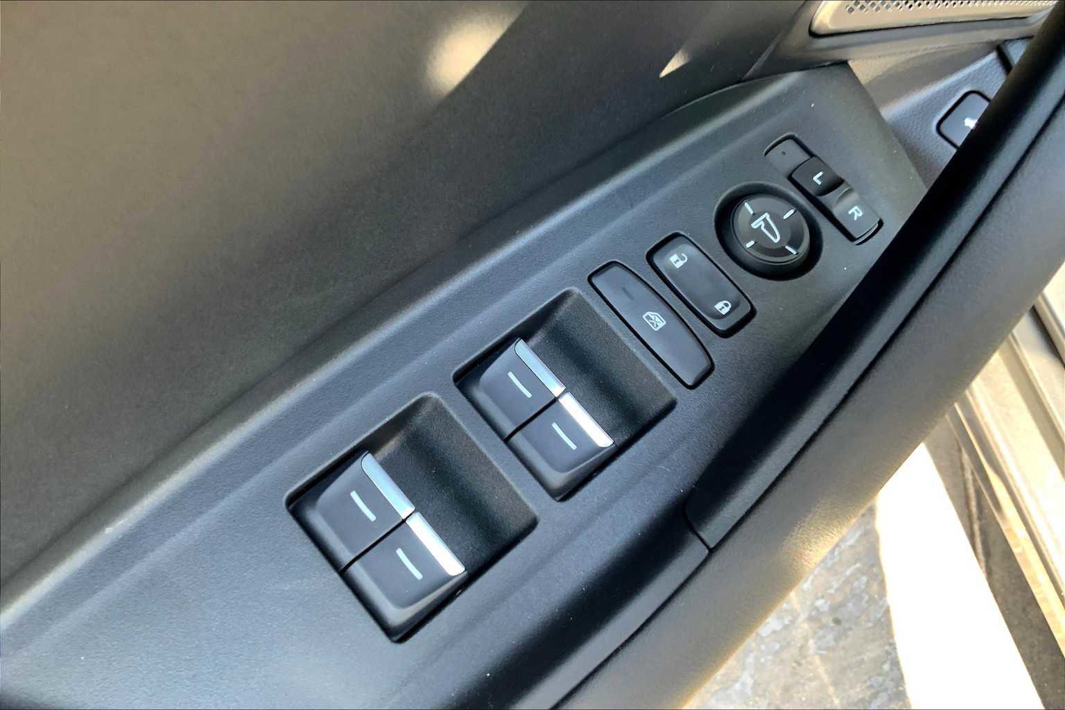 New 2025 Acura TLX w/ Technology Package image 13