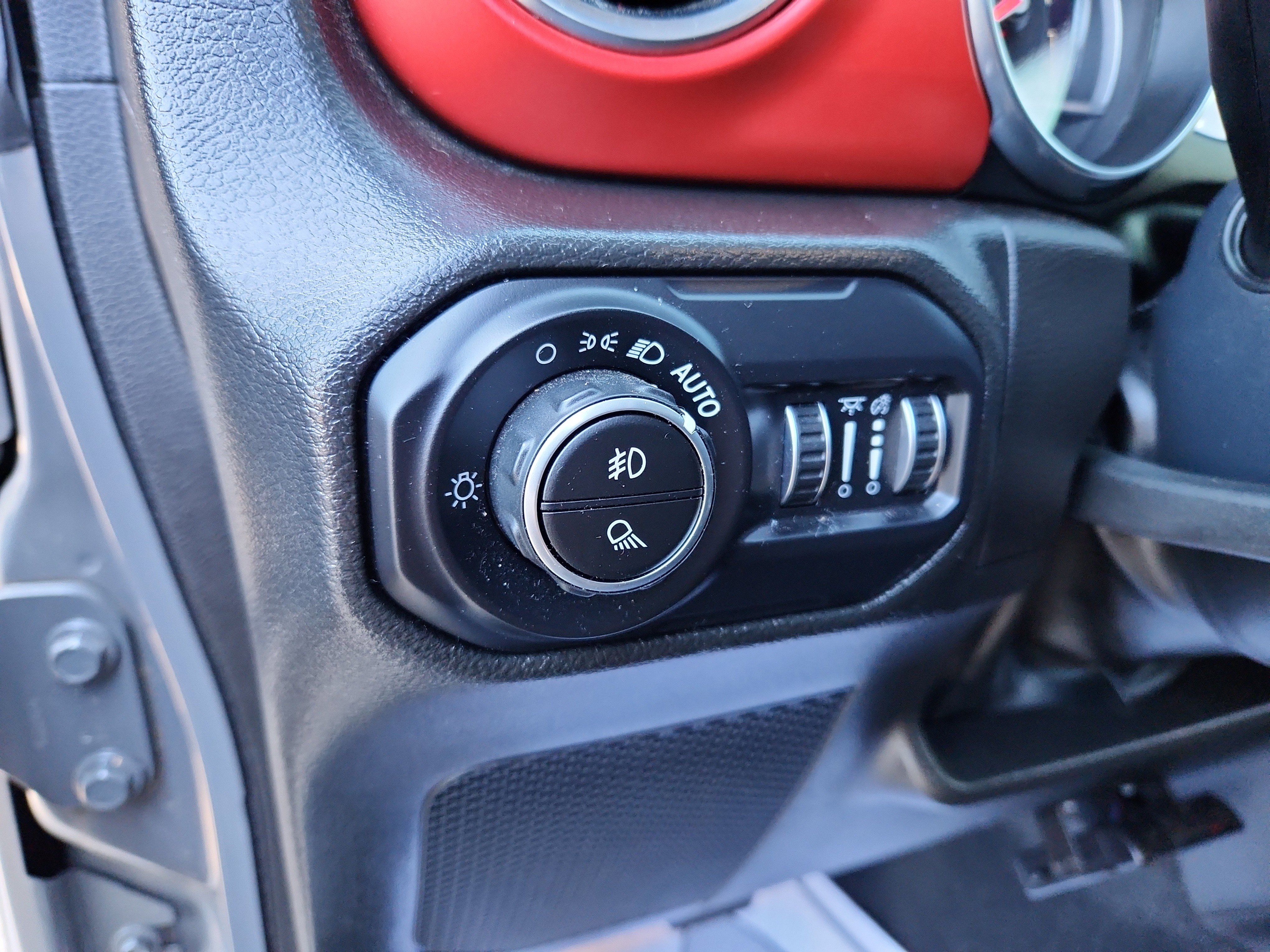 Used 2022 Jeep Gladiator Rubicon w/ LED Lighting Group image 27