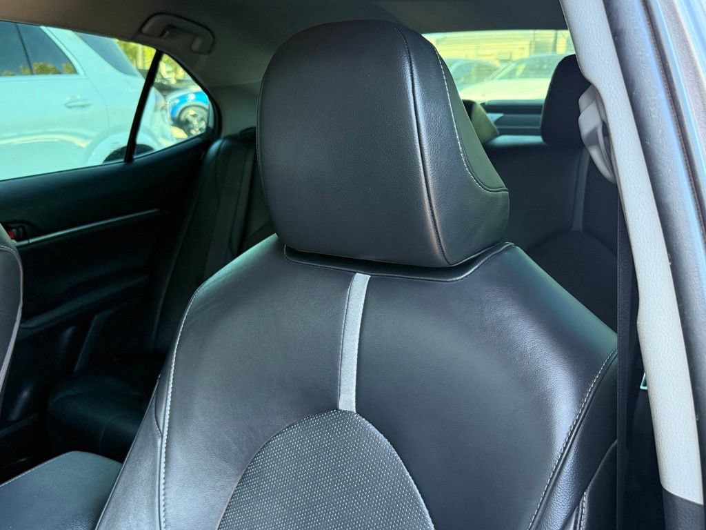 Used 2021 Toyota Camry XSE FWD image 2
