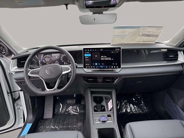 New 2025 Volkswagen Tiguan SE image 7
