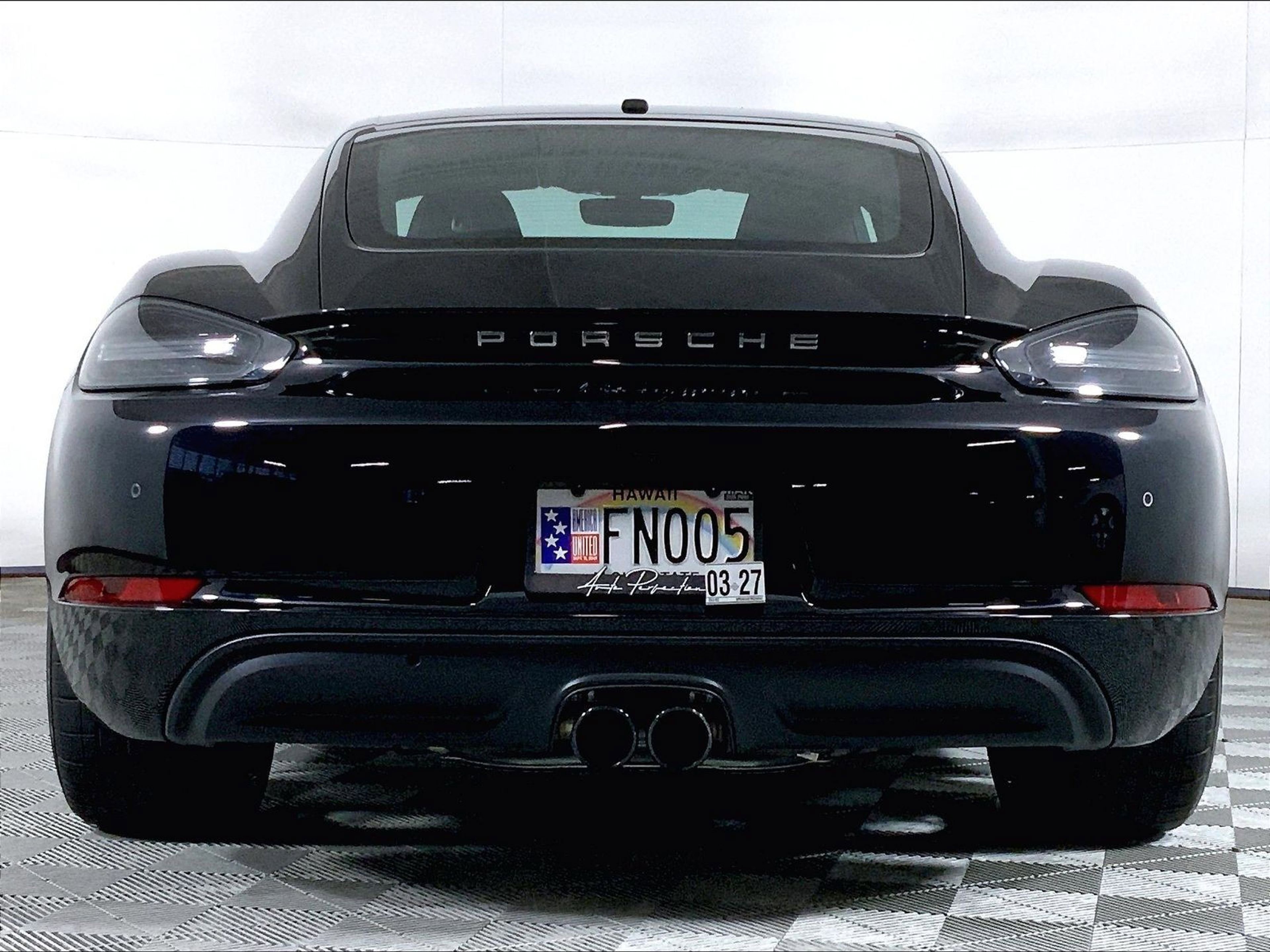 Certified 2025 Porsche 718 Cayman RWD image 10