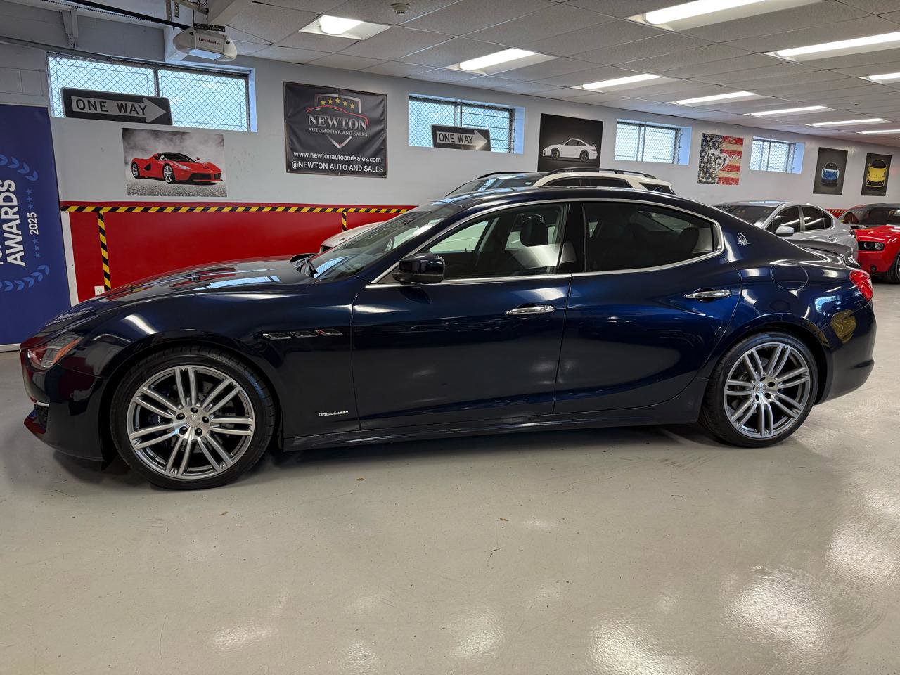 Used 2019 Maserati Ghibli S GranLusso AWD/4WD image 4