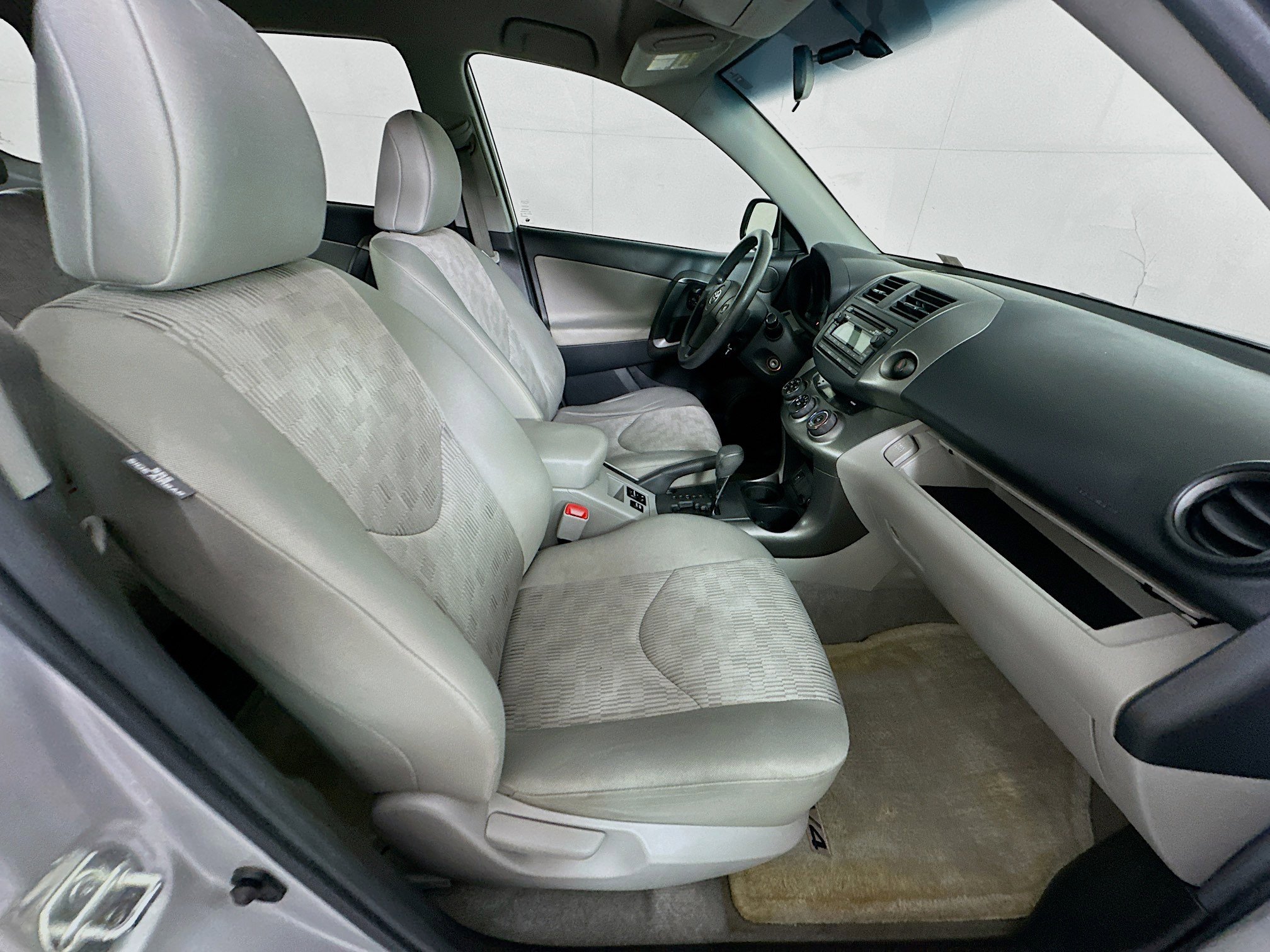 Used 2012 Toyota RAV4 FWD w/ Value Pkg image 27