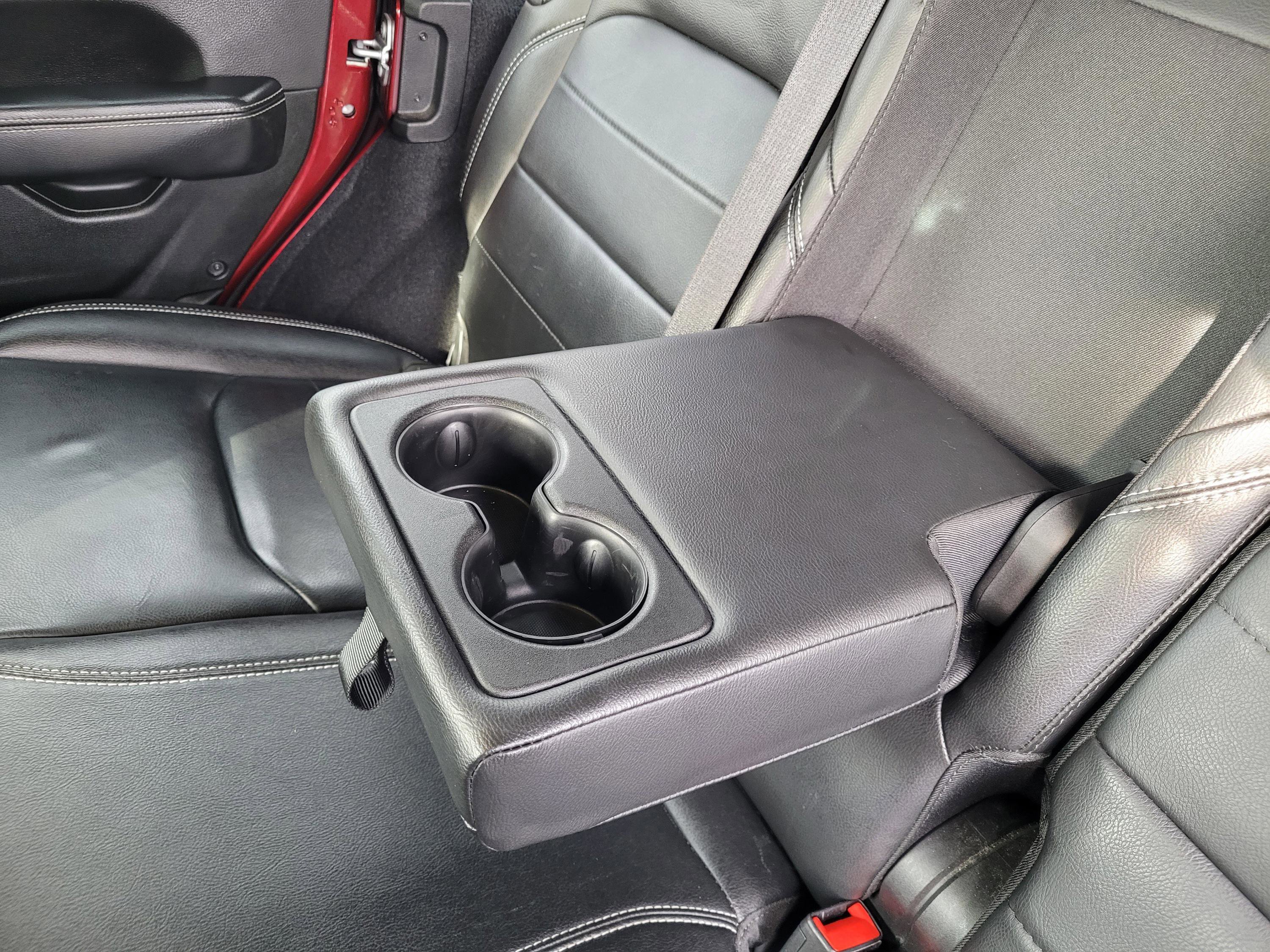 Used 2021 Jeep Wrangler Unlimited Sahara w/ Cold Weather Group image 18