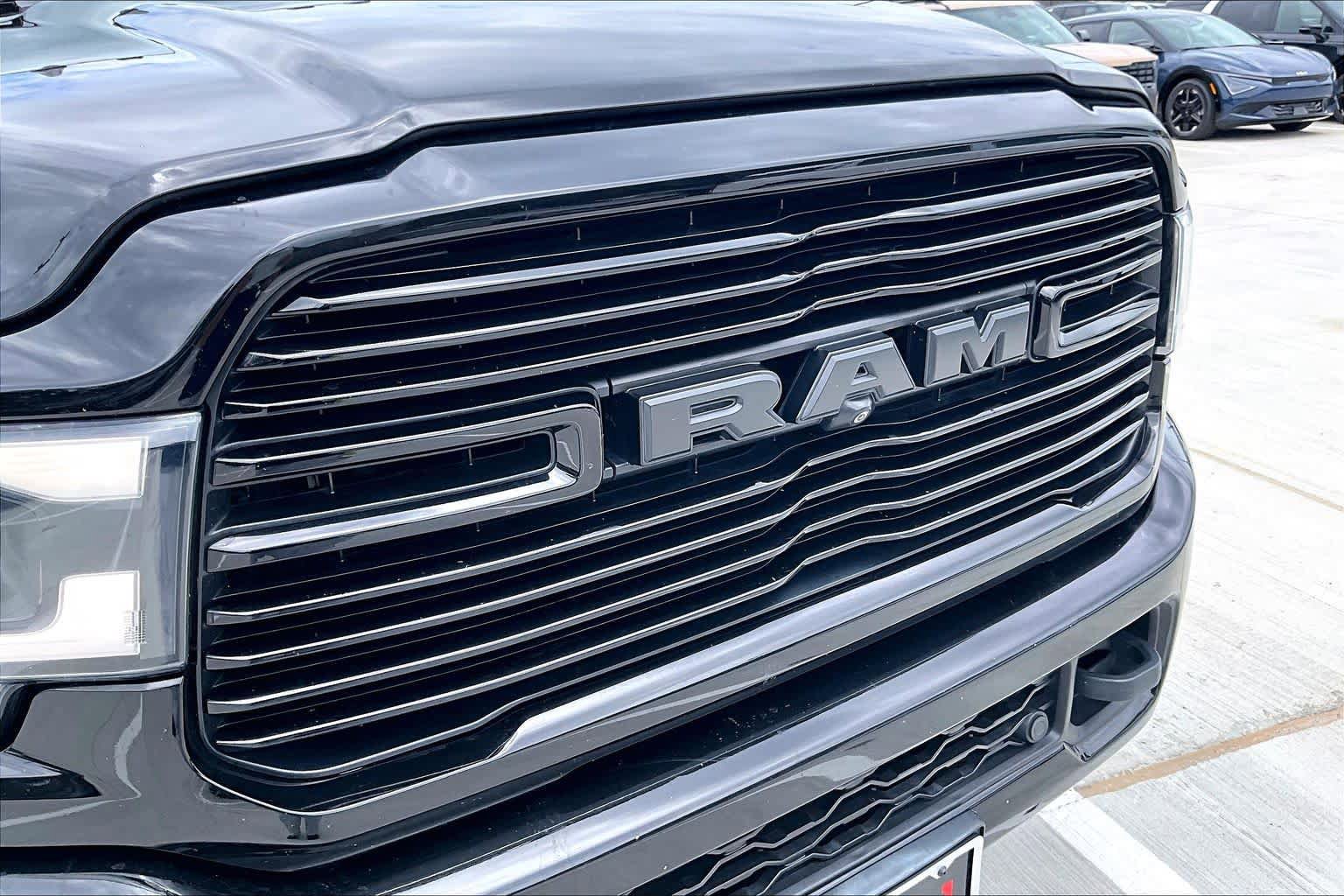 Used 2019 RAM 2500 Laramie w/ Night Edition AWD/4WD image 29
