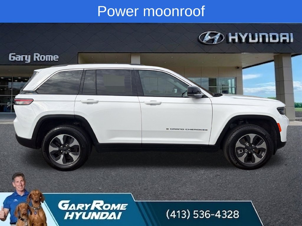 Used 2023 Jeep Grand Cherokee 4WD 4xe image 7