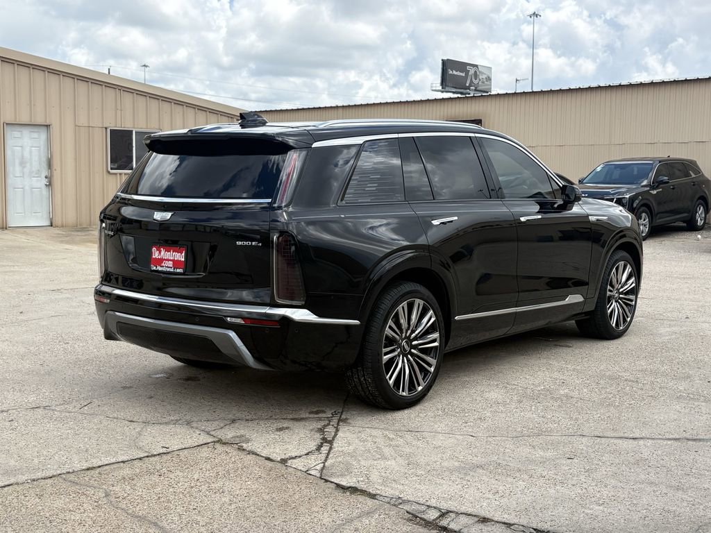 Used 2026 Cadillac Vistiq Premium Luxury AWD/4WD image 5
