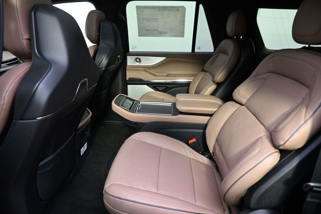 New 2026 Lincoln Navigator L Black Label image 21