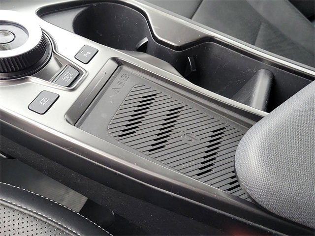 Used 2022 Kia EV6 Wind image 24