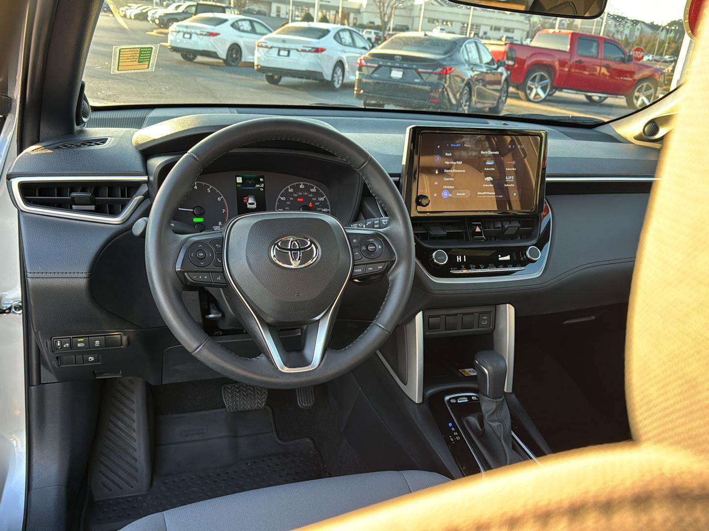 Certified 2023 Toyota Corolla Cross XSE image 16