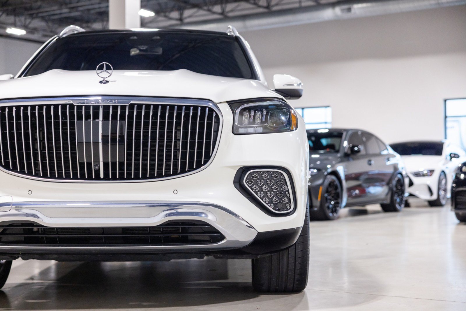 Used 2024 Mercedes-Benz Maybach GLS 600 4MATIC image 19