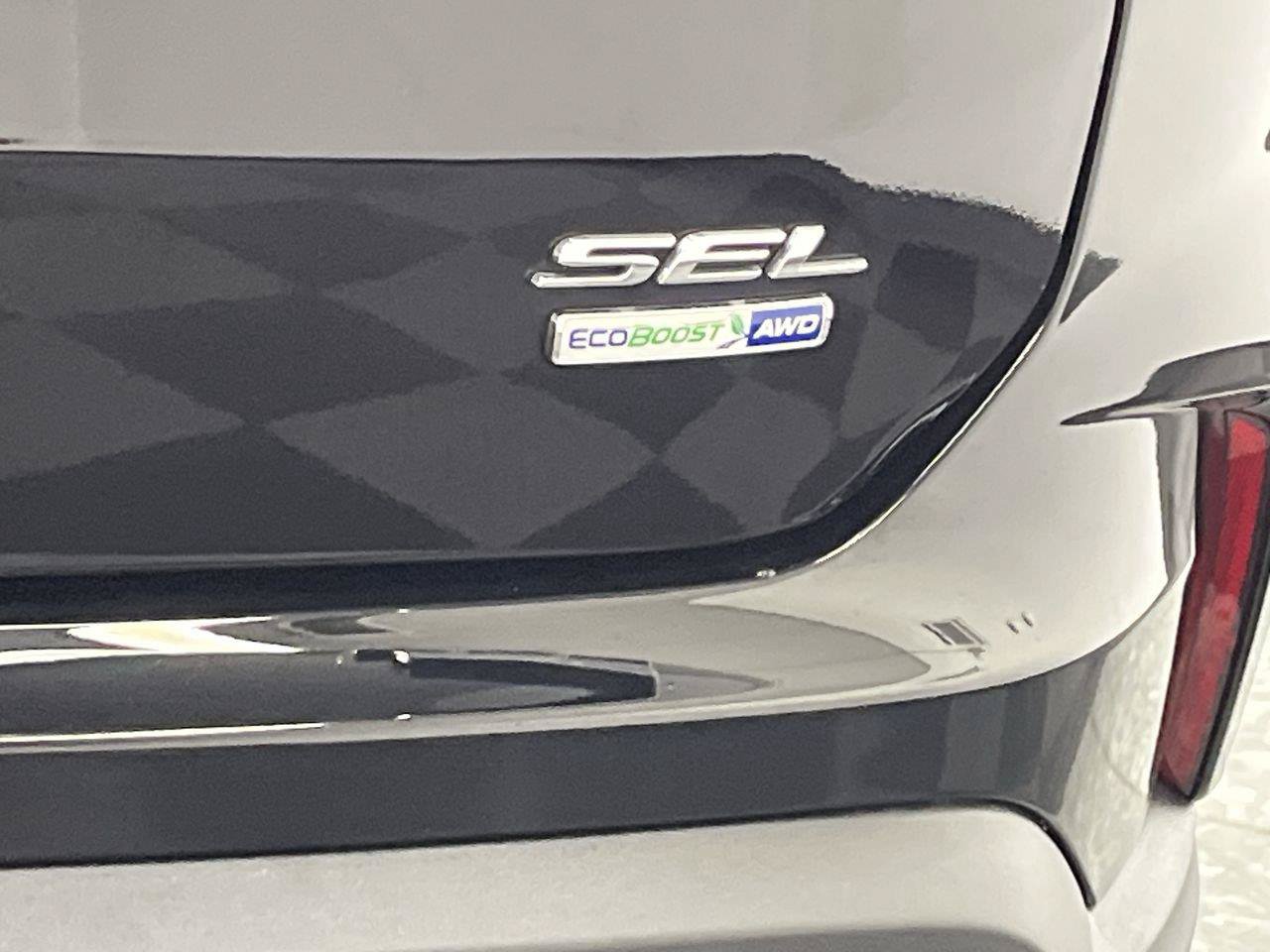 Certified 2020 Ford Edge SEL w/ Convenience Package AWD/4WD image 35