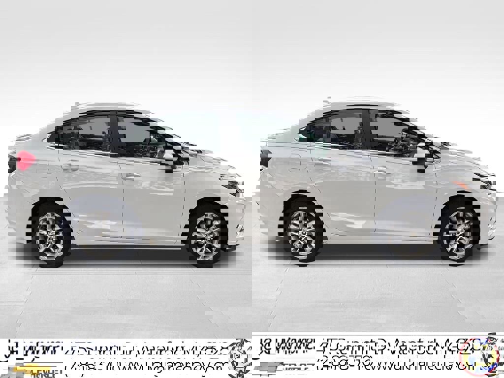 Used 2016 Chevrolet Cruze LT w/ Convenience Package FWD image 2