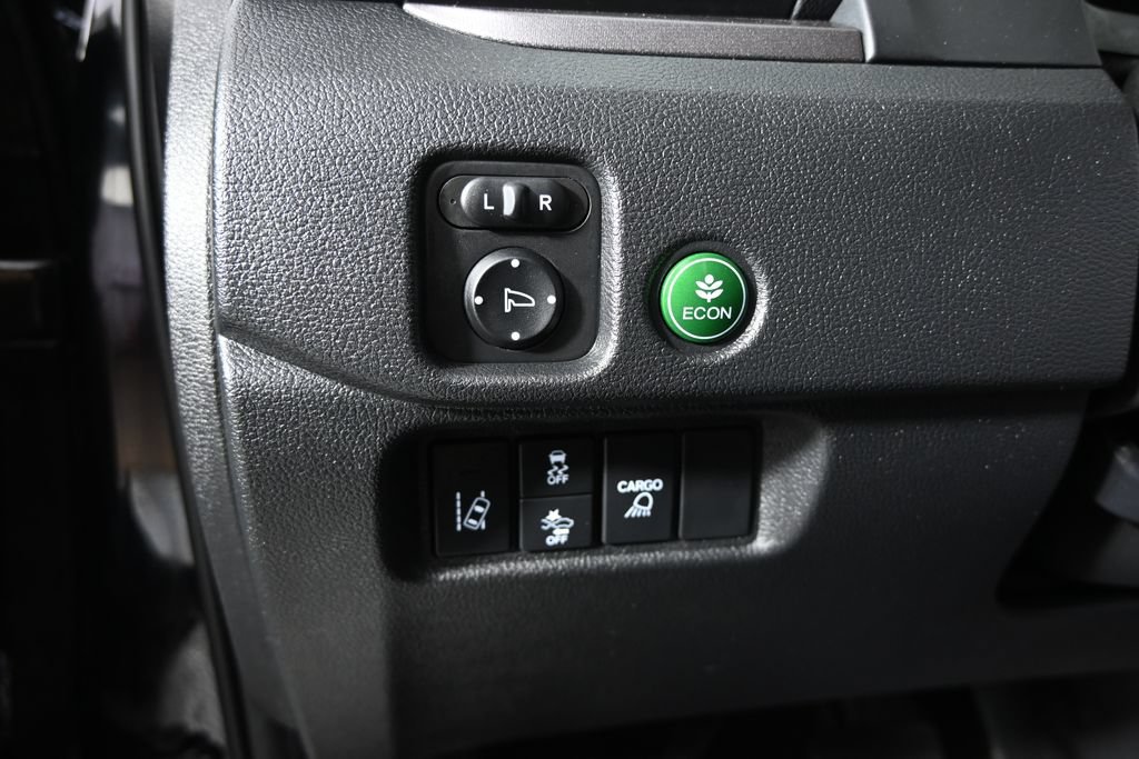 Used 2025 Honda Ridgeline Sport image 23