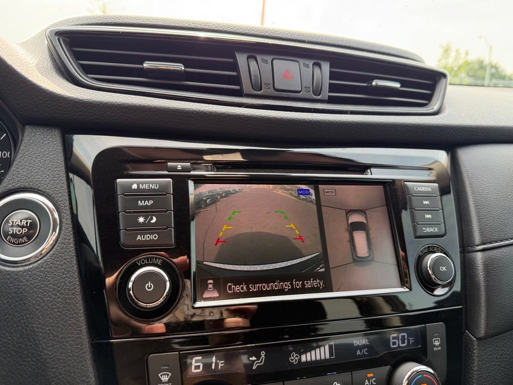 Used 2019 Nissan Rogue SV w/ Premium Package FWD image 15