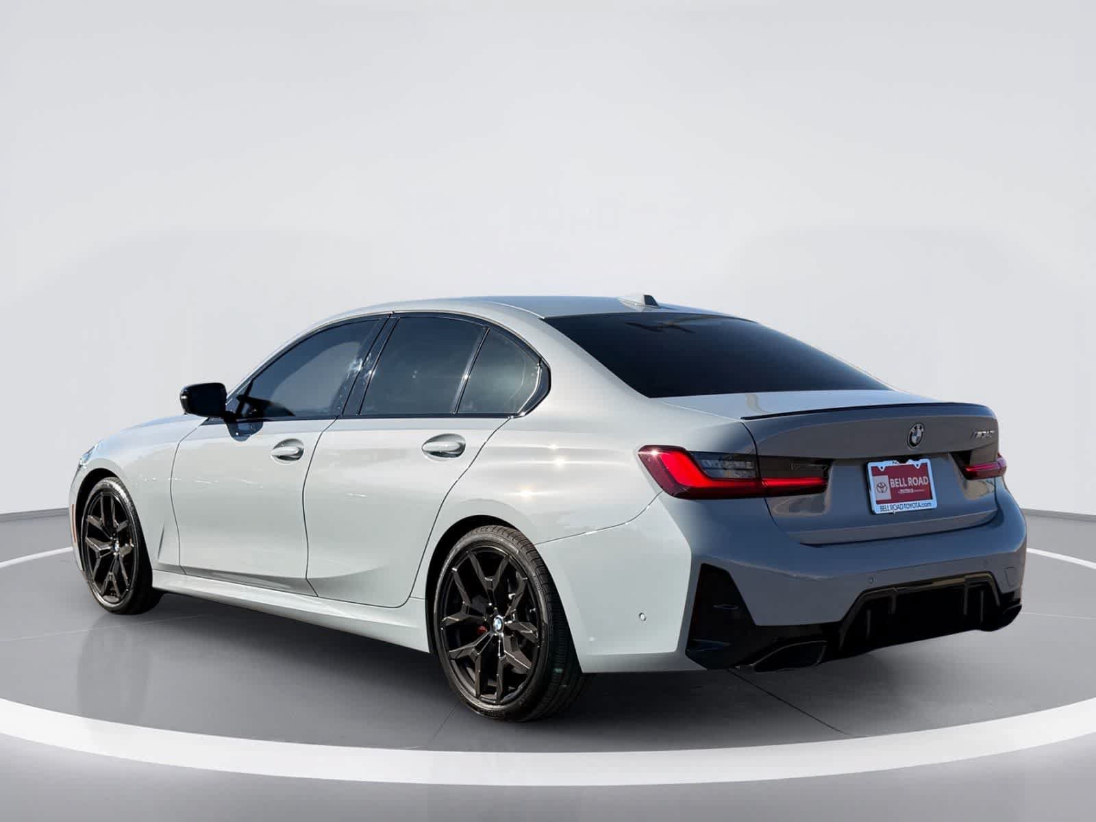 Used 2025 BMW M340i w/ Premium Package RWD image 3