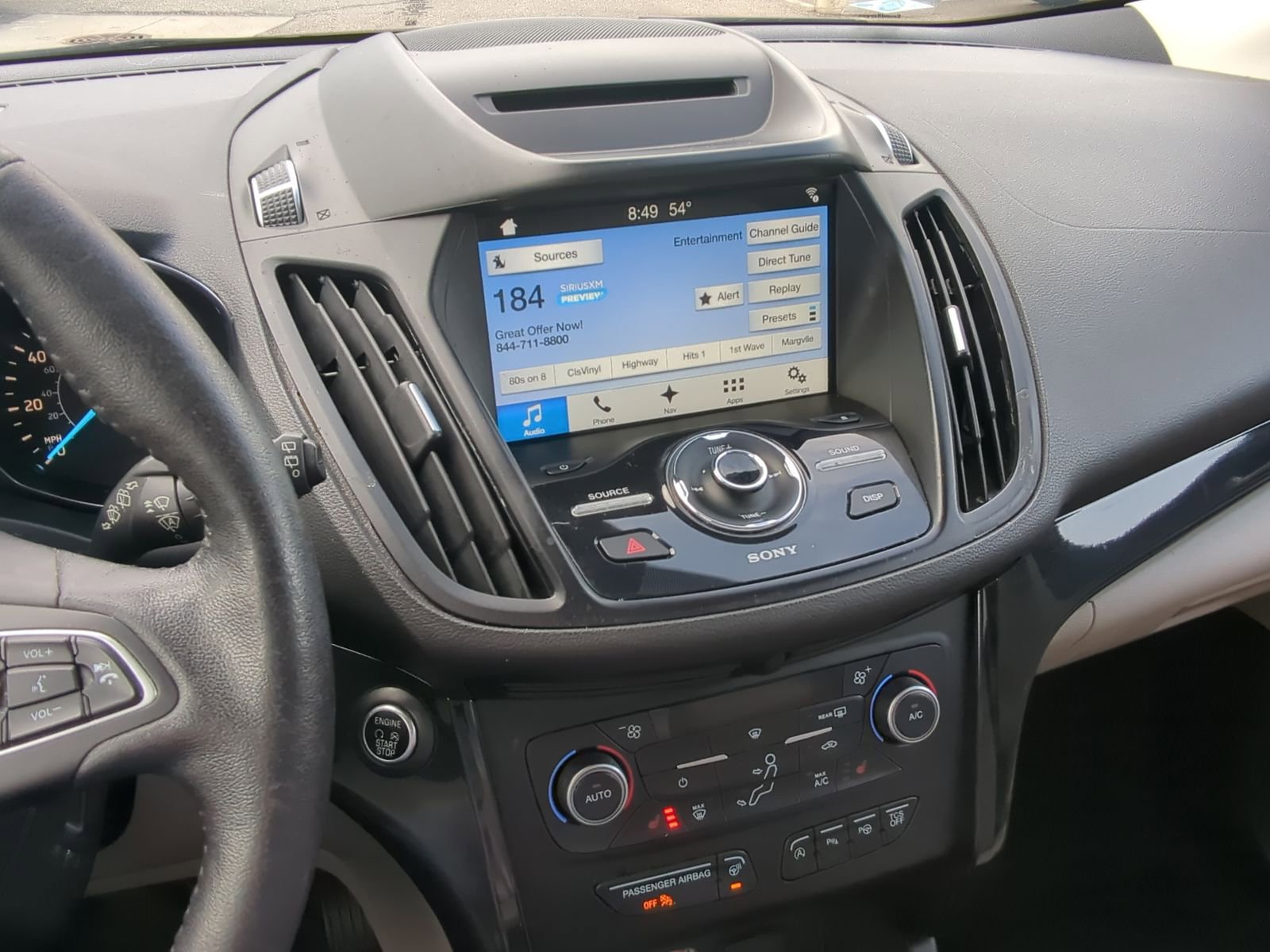 Used 2018 Ford Escape Titanium w/ Ford Safe & Smart Package image 32