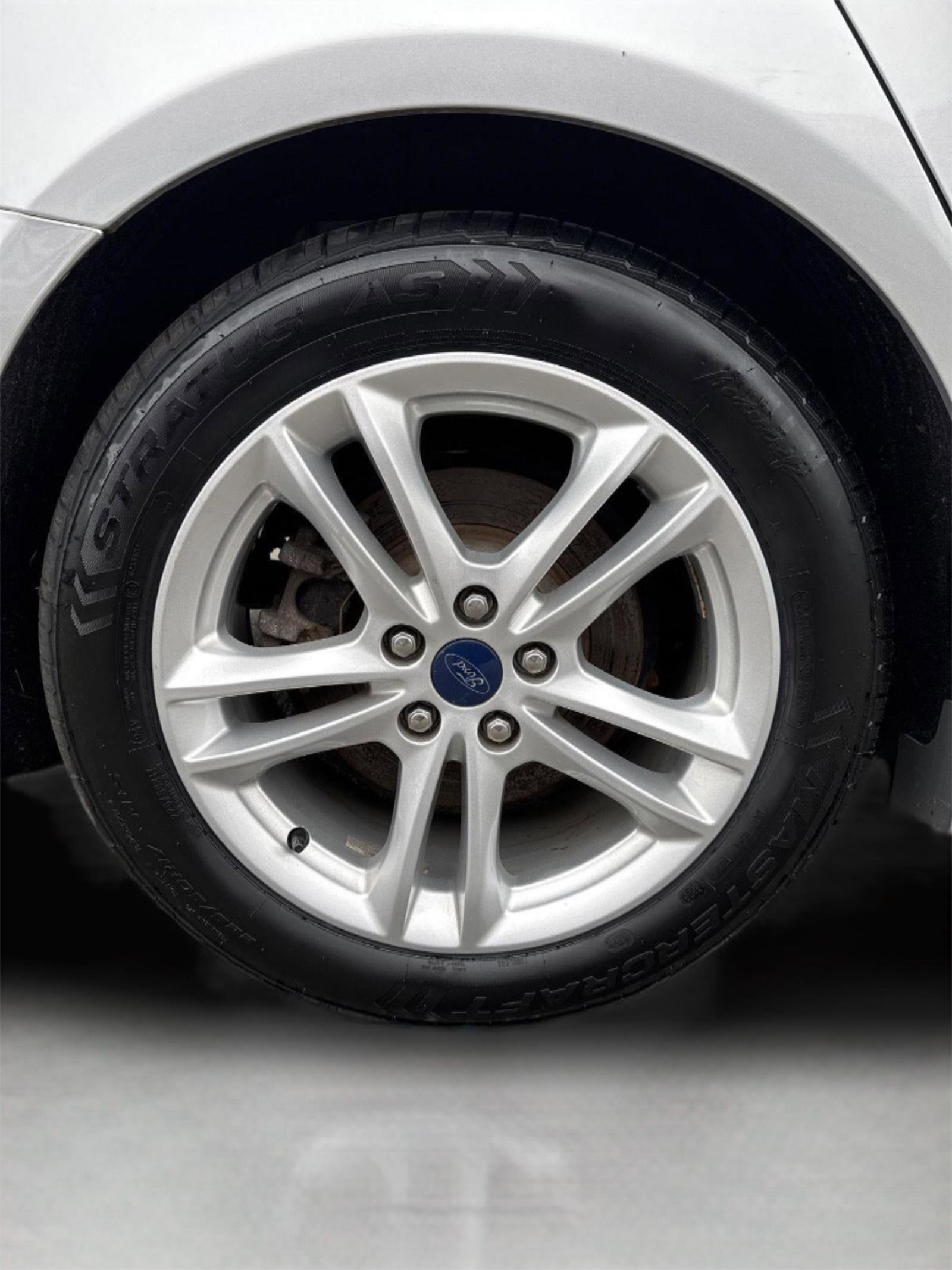 Used 2018 Ford Fusion SE image 23