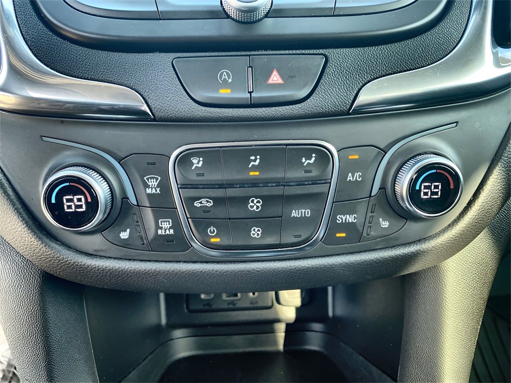 Used 2024 Chevrolet Equinox LT image 17