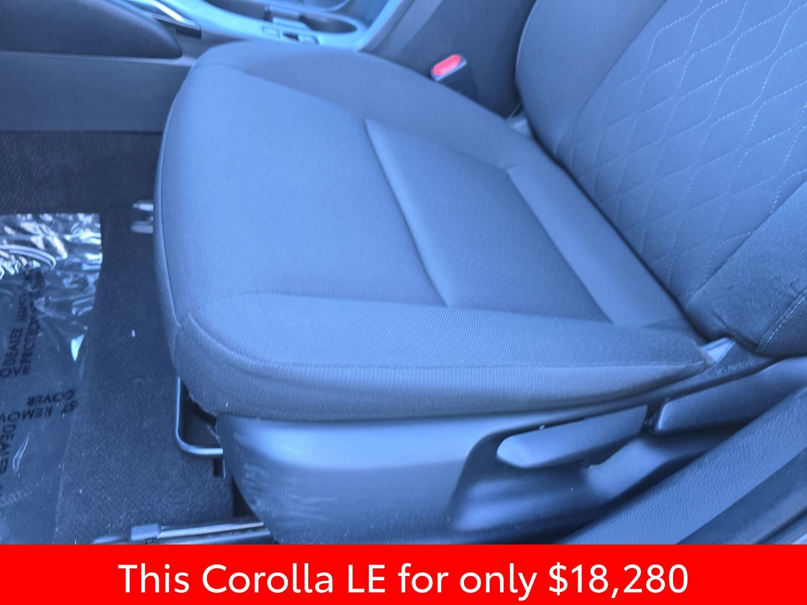 Used 2024 Toyota Corolla LE image 34