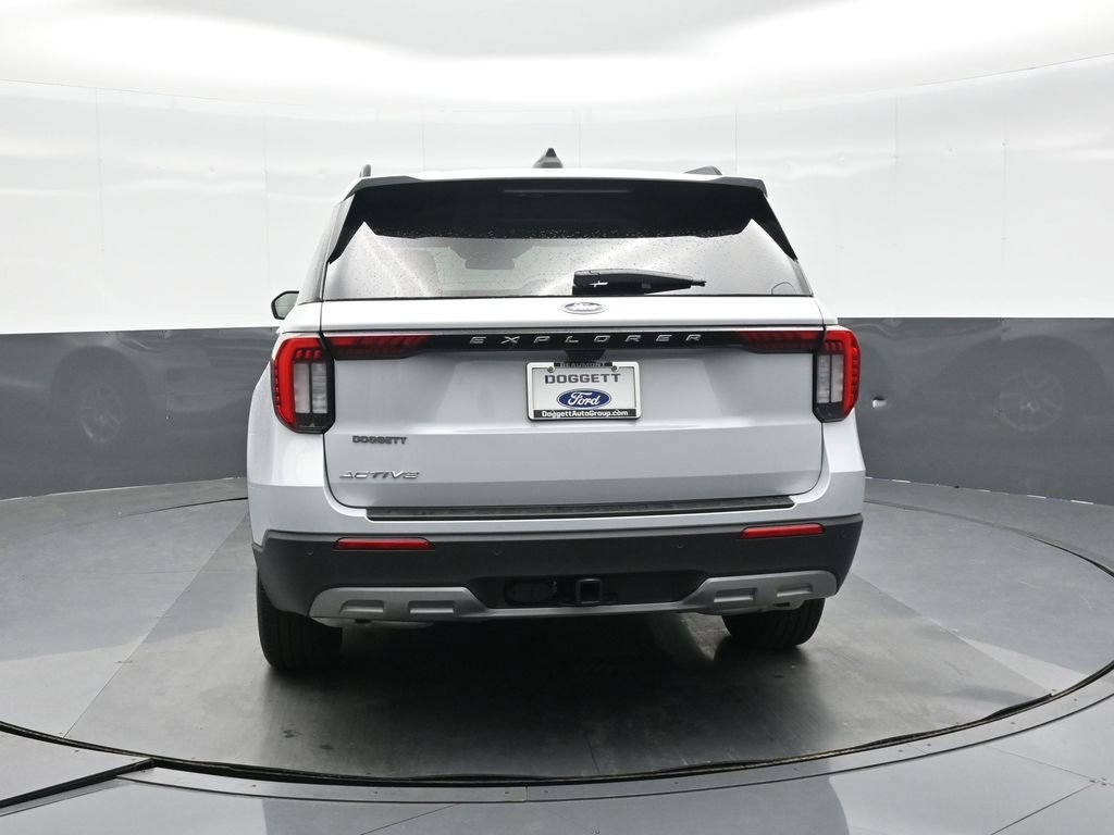 New 2026 Ford Explorer Active w/ Active Comfort Package image 5