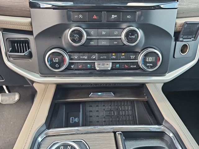 Used 2024 Ford Expedition Max Limited image 30