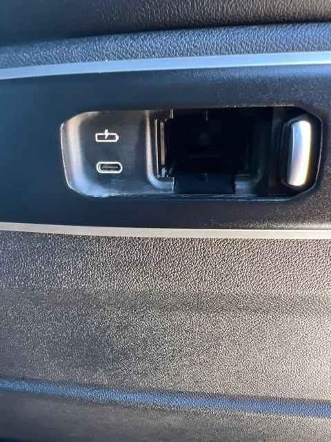 Used 2024 BMW X5 xDrive40i AWD/4WD image 32