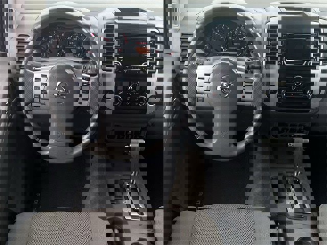 Used 2015 Nissan Frontier SV w/ SV Value Truck Package image 12