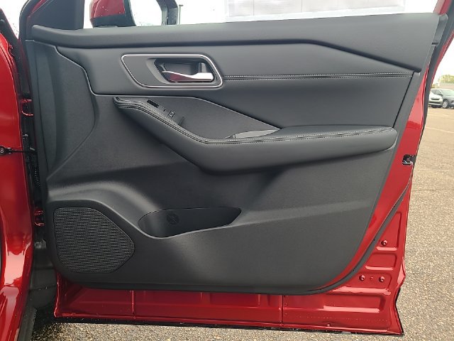 New 2026 Nissan Rogue Platinum AWD/4WD image 26