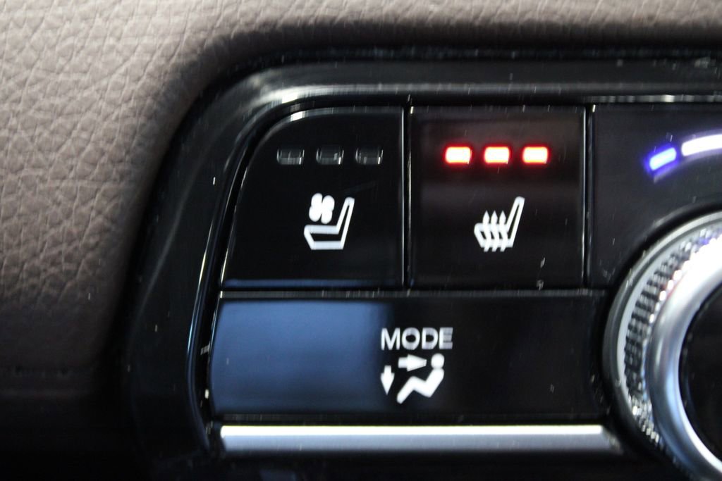 Used 2024 Honda Pilot Elite image 34