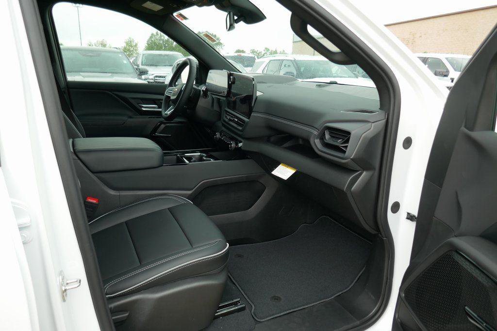New 2026 Chevrolet Silverado EV LT image 9