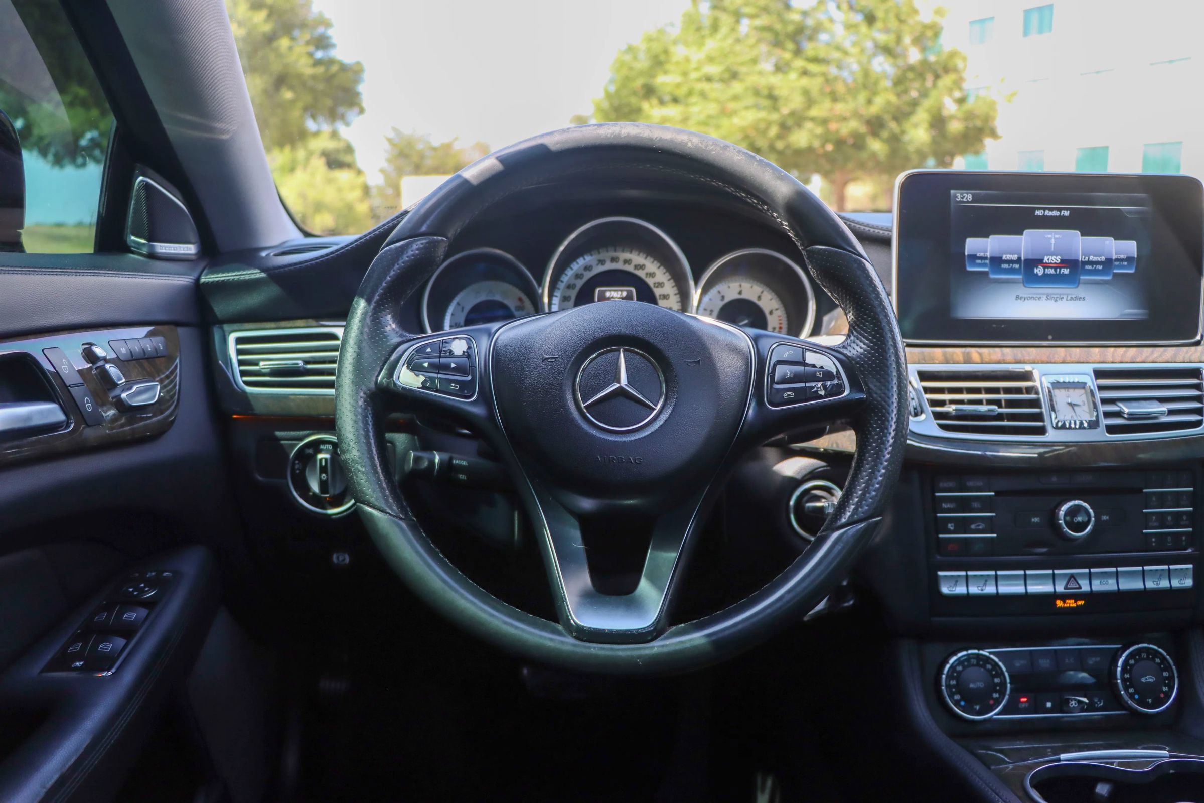 Used 2015 Mercedes-Benz CLS 400 image 28