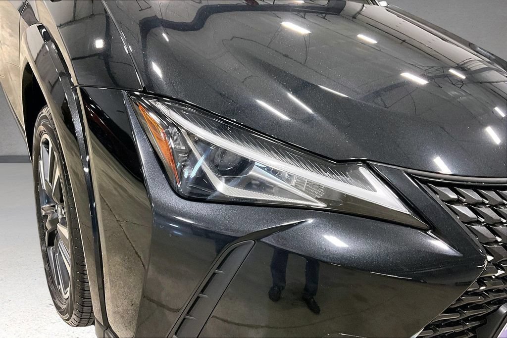 Used 2022 Lexus UX 250h w/ Premium Package AWD/4WD image 32