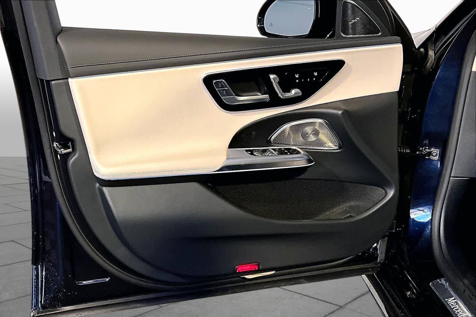 New 2027 Mercedes-Benz E 450 4MATIC Sedan image 11
