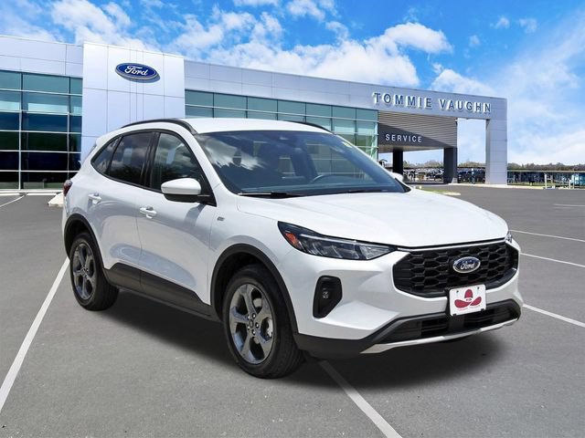 Certified 2025 Ford Escape ST-Line Select AWD/4WD image 6