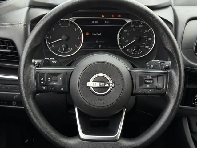 Used 2024 Nissan Rogue S AWD/4WD image 13